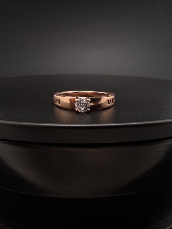 Каблучка золота Damiani з фіанітом
