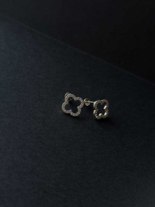Сережки в стилі "Cartier" Конюшина з білого золота з діамантами - Зображення 3