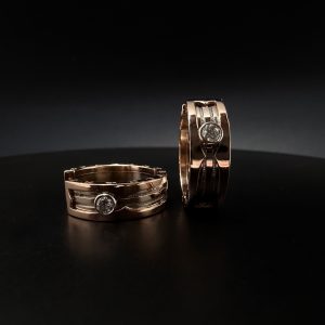 Сережки стилі Bvlgari