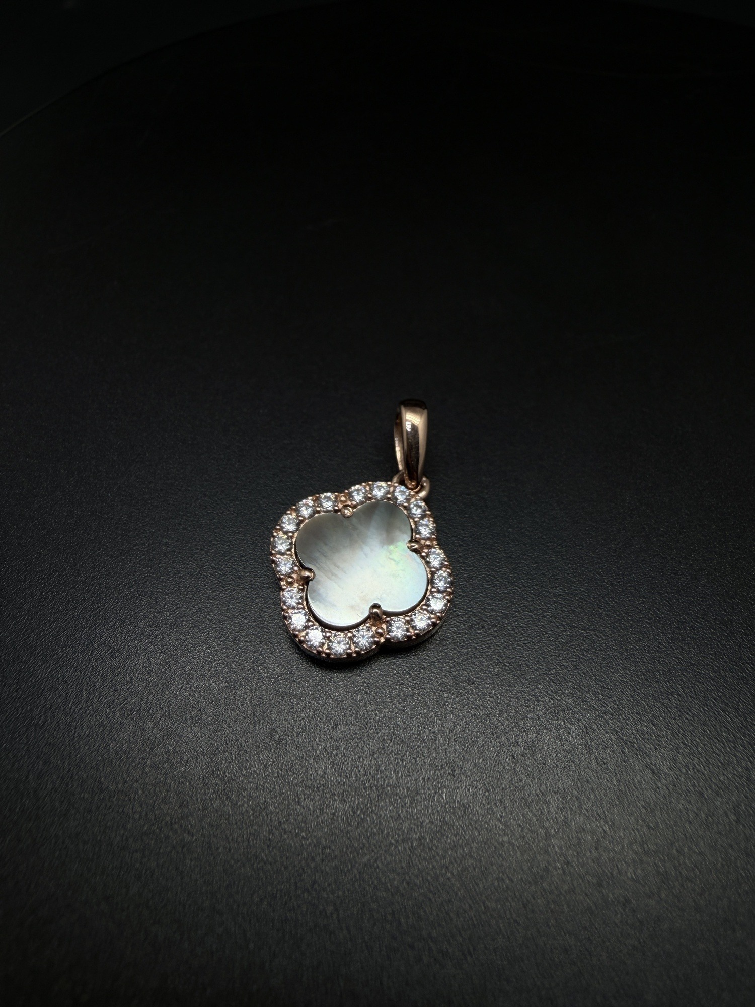 Підвіс золотий в стилі " Van cleef & arpels"з сірим перламутром - Зображення 3